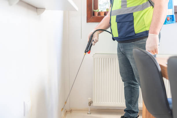 Best Commercial Pest Control Services  in Wahpeton, ND
